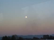 2　まん丸い月がお供　フィレンツェまでもうすぐ.jpg