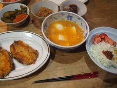 イワシのソテーと豆腐と卵のからみスープ.jpg