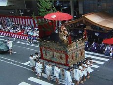 テレビで京都のお祭りを見ました.jpg