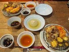 丸まるオニオンスープと天ぷら.jpg