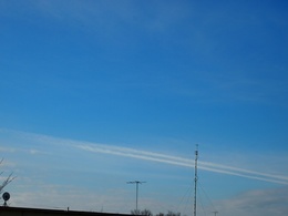 ９時半今度は２連の飛行機雲が.jpg